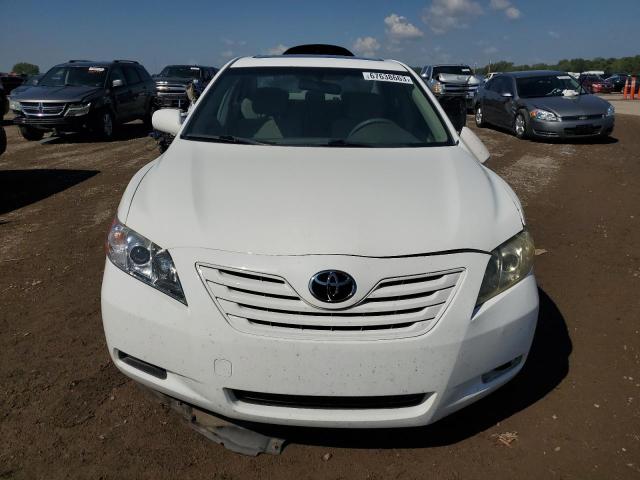 JTNBE46K973097617 - 2007 TOYOTA CAMRY LE A CE WHITE photo 5