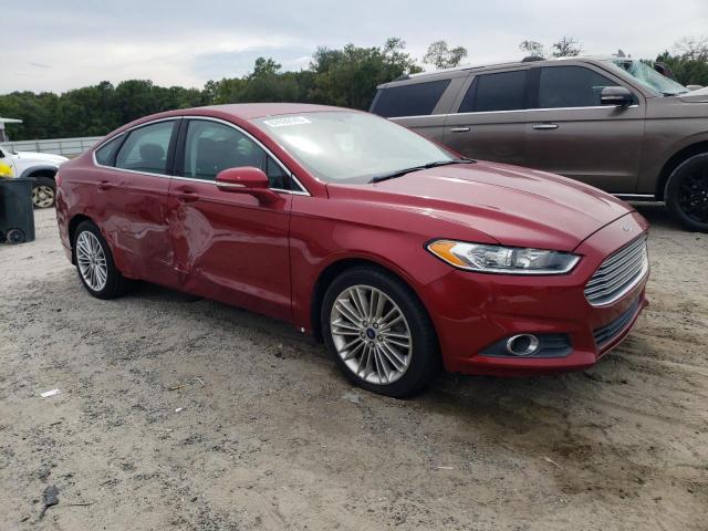 3FA6P0HD9FR212536 - 2015 FORD FUSION SE RED photo 4