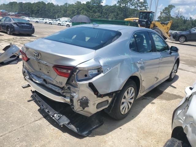 4T1C31AK5NU574275 - 2022 TOYOTA CAMRY LE SILVER photo 3