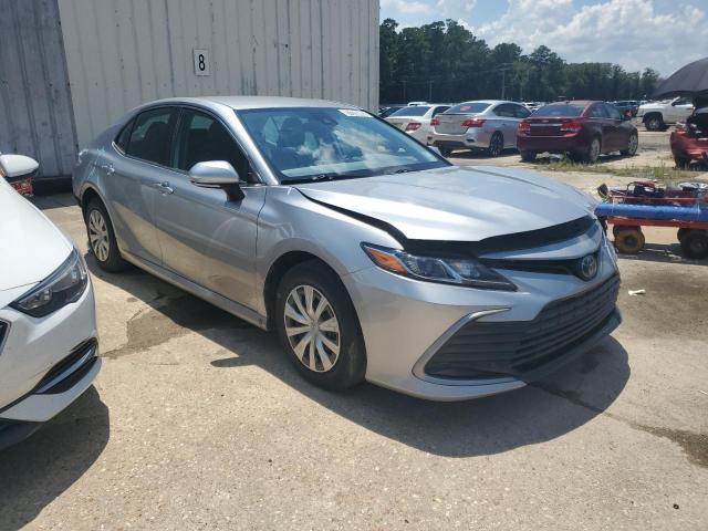 4T1C31AK5NU574275 - 2022 TOYOTA CAMRY LE SILVER photo 4