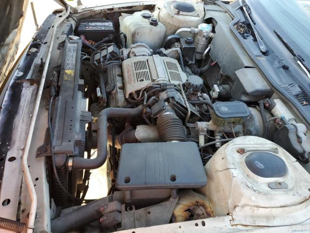 1G4HP54C8KH431556 - 1989 BUICK LESABRE CUSTOM WHITE photo 11