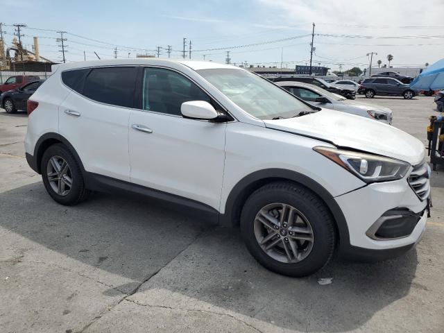 5NMZT3LB7JH076555 - 2018 HYUNDAI SANTA FE S WHITE photo 4