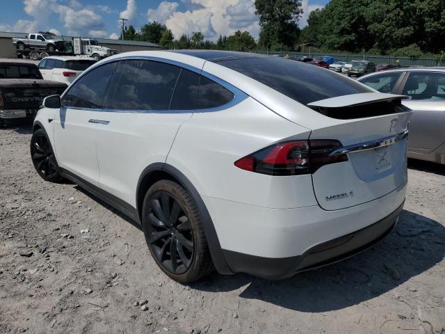 5YJXCBE28HF061119 - 2017 TESLA MODEL X WHITE photo 2