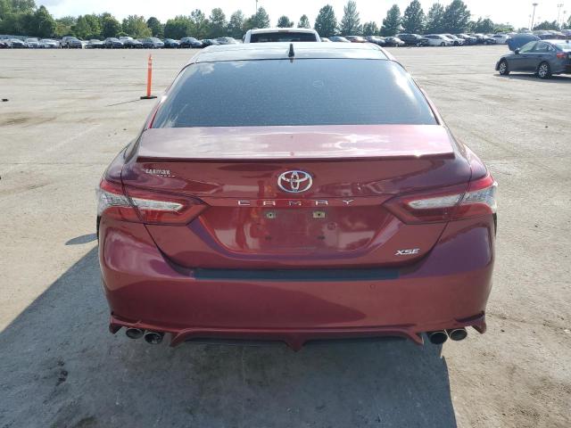 4T1B61HK6JU506943 - 2018 TOYOTA CAMRY XSE Qırmızı foto 6
