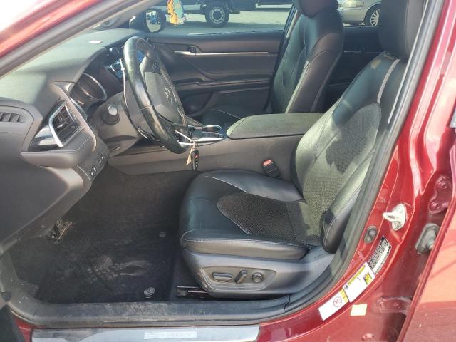 4T1B61HK6JU506943 - 2018 TOYOTA CAMRY XSE Qırmızı foto 7