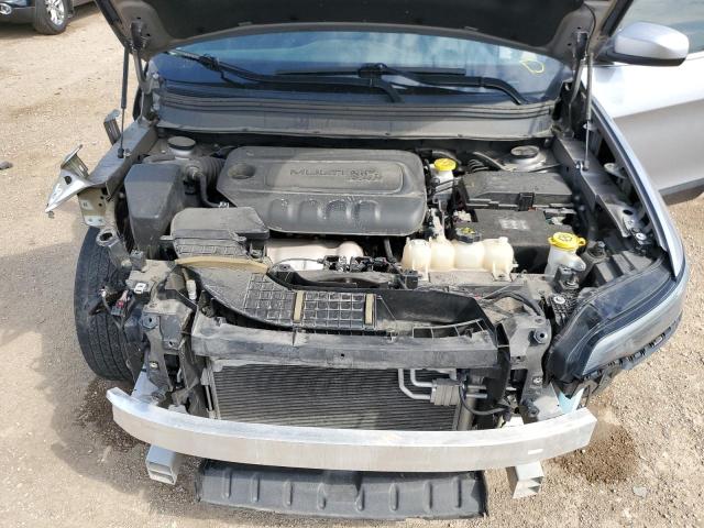 1C4PJLCB6KD327170 - 2019 JEEP CHEROKEE LATITUDE فضي صورة 11