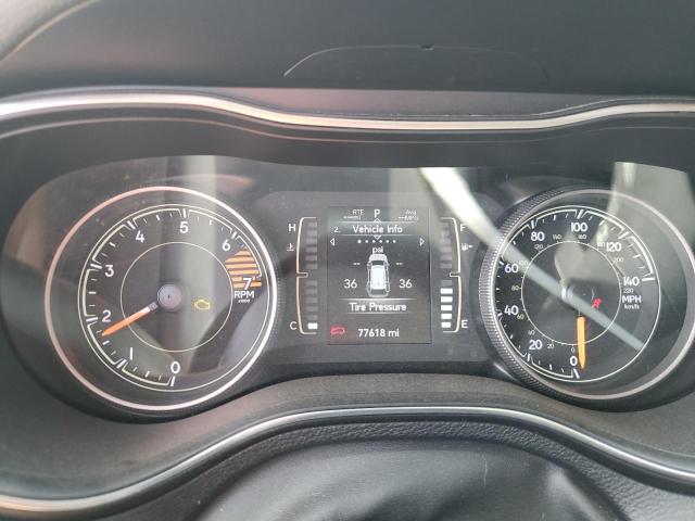 1C4PJLCB6KD327170 - 2019 JEEP CHEROKEE LATITUDE فضي صورة 9