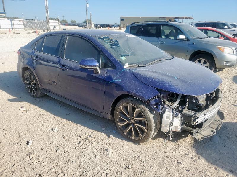 5YFS4MCE5MP088812 - 2021 TOYOTA COROLLA SE BLUE photo 4