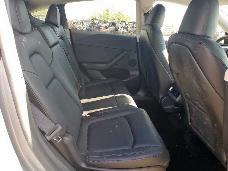 7SAYGAEE6RF099983 - 2024 TESLA MODEL Y 灰色 照片 10