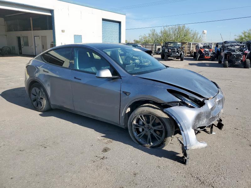 7SAYGAEE6RF099983 - 2024 TESLA MODEL Y 灰色 照片 4