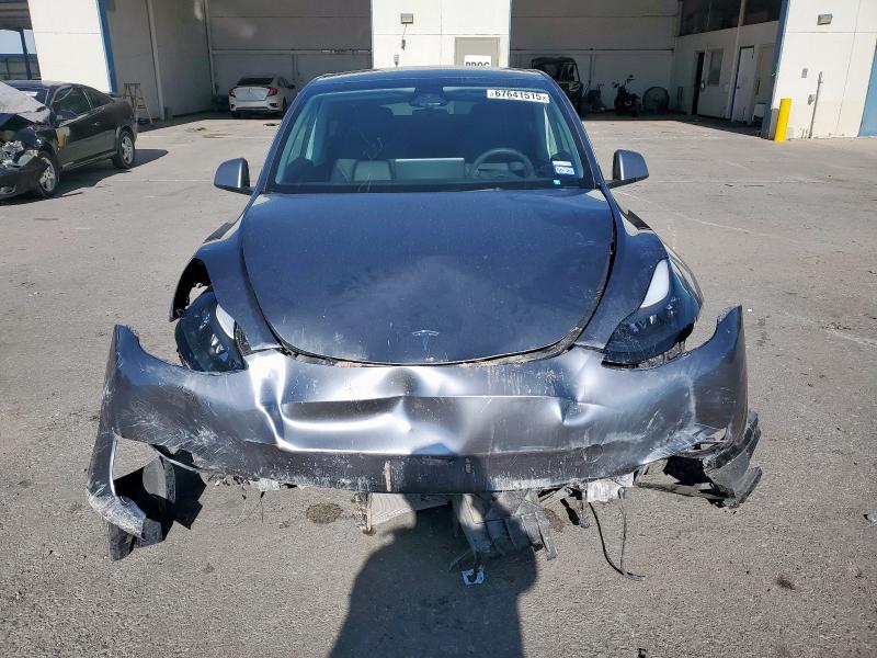 7SAYGAEE6RF099983 - 2024 TESLA MODEL Y 灰色 照片 5