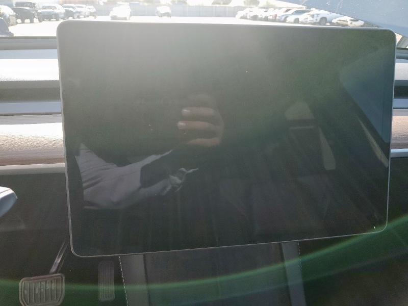 7SAYGAEE6RF099983 - 2024 TESLA MODEL Y 灰色 照片 9