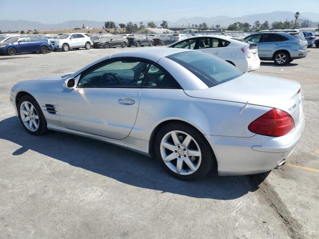 WDBSK75F33F042414 - 2003 MERCEDES-BENZ SL 500R SILVER photo 2