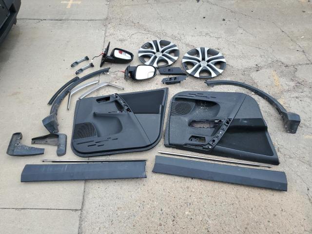 2T3BFREV2GW508900 - 2016 TOYOTA RAV4 LE SILVER photo 13