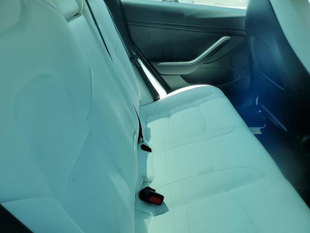 5YJ3E1EB8NF360768 - 2022 TESLA MODEL 3 WHITE photo 10