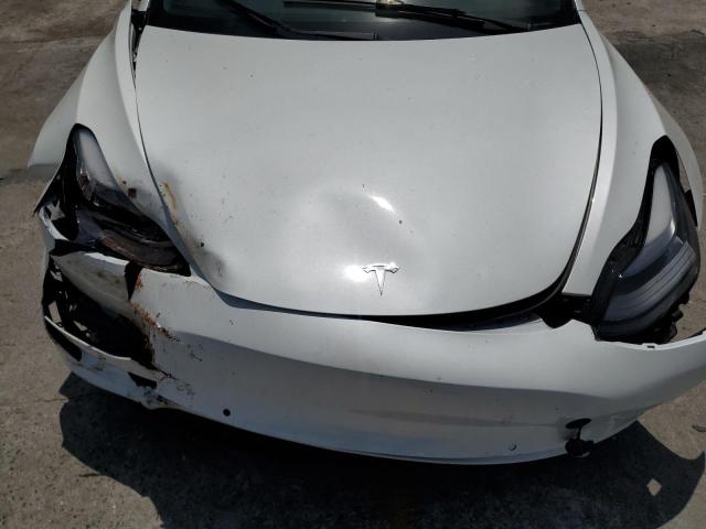 5YJ3E1EB8NF360768 - 2022 TESLA MODEL 3 WHITE photo 11