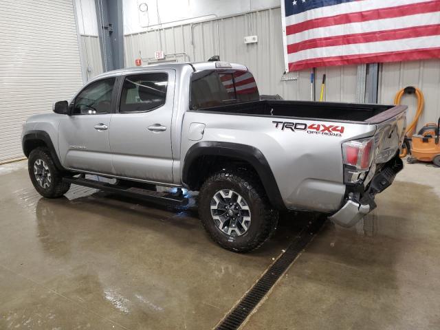 3TMCZ5AN1NM465871 - 2022 TOYOTA TACOMA DOUBLE CAB GRAY photo 2