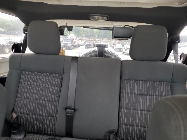 1C4BJWDG9CL196944 - 2012 JEEP WRANGLER U SPORT WHITE photo 10