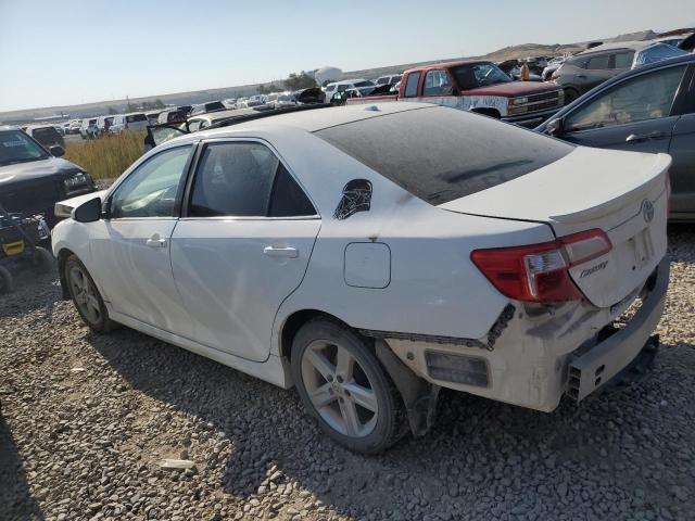 4T1BF1FK8CU147598 - 2012 TOYOTA CAMRY BASE WHITE photo 2