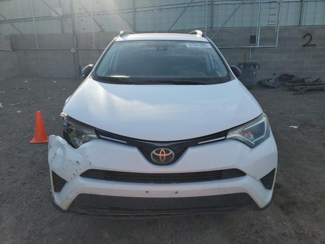 JTMZFREV3HJ115566 - 2017 TOYOTA RAV4 LE WHITE photo 5