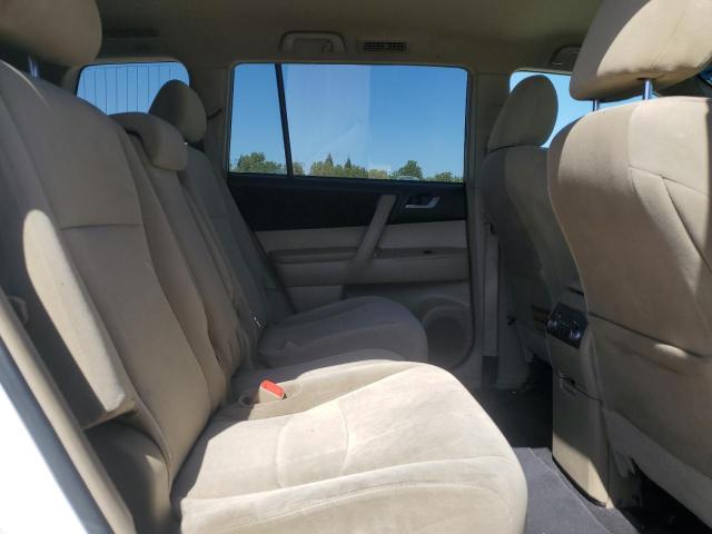 5TDZA3EH6DS037514 - 2013 TOYOTA HIGHLANDER BASE Beyaz fotoğraf 11