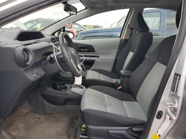 JTDKDTB31E1079427 - 2014 TOYOTA PRIUS C 银色 照片 7