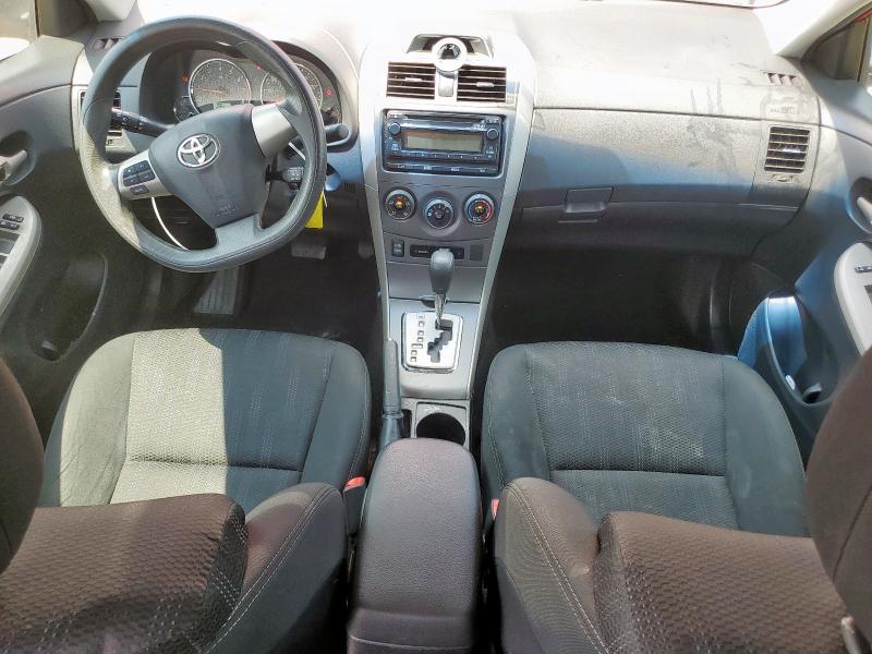 5YFBU4EE9CP071961 - 2012 TOYOTA COROLLA BASE 红色 照片 8