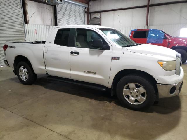5TFRV54187X026355 - 2007 TOYOTA TUNDRA DOUBLE CAB SR5 WHITE photo 4