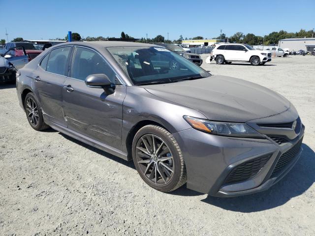 4T1G11AK0PU741507 - 2023 TOYOTA CAMRY SE NIGHT SHADE GRAY photo 4