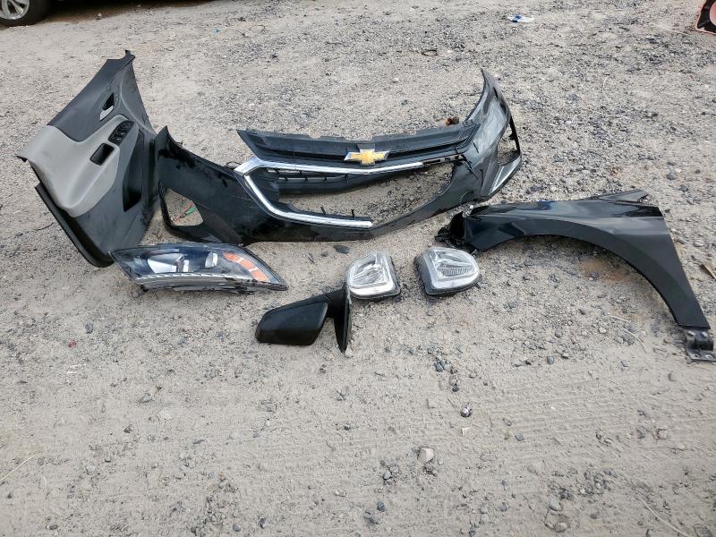 2GNAXHEV2J6281592 - 2018 CHEVROLET EQUINOX LS BLACK photo 12