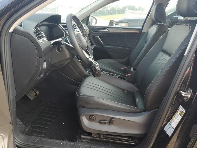 3VV2B7AX2NM039220 - 2022 VOLKSWAGEN TIGUAN SE შავი ფოტო 7