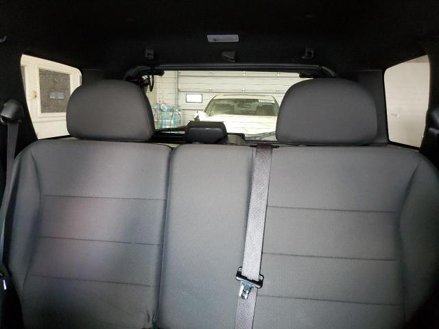 1FMCU9D71CKC27960 - 2012 FORD ESCAPE XLT SILVER photo 10