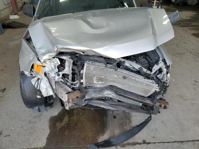 1FMCU9D71CKC27960 - 2012 FORD ESCAPE XLT SILVER photo 12