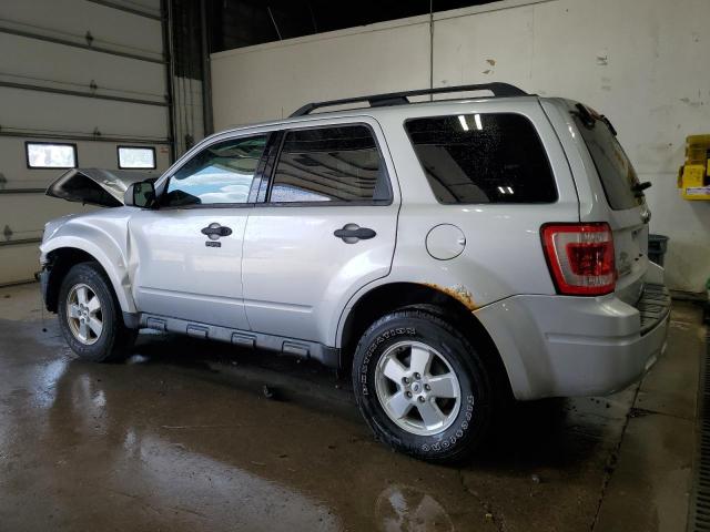 1FMCU9D71CKC27960 - 2012 FORD ESCAPE XLT SILVER photo 2