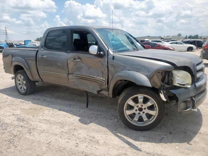 5TBET34184S450086 - 2004 TOYOTA TUNDRA DOUBLE CAB SR5 GRAY photo 4