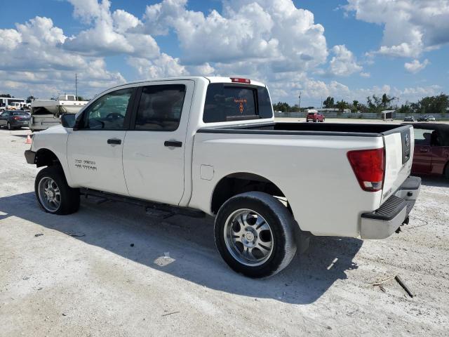 1N6AA07C78N302415 - 2008 NISSAN TITAN XE WHITE photo 2