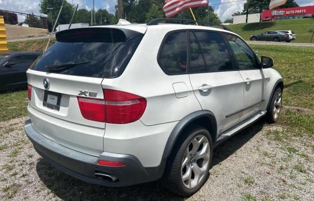 5UXFE8C55AL312217 - 2010 BMW X5 XDRIVE48I WHITE photo 4