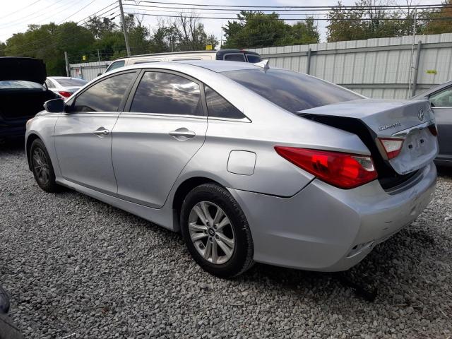 5NPEB4AC7EH835037 - 2014 HYUNDAI SONATA GLS SILVER photo 2