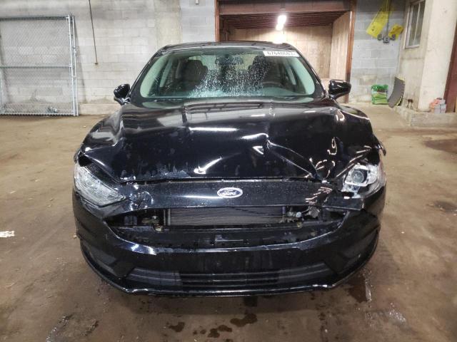 3FA6P0H72HR210205 - 2017 FORD FUSION SE BLACK photo 5