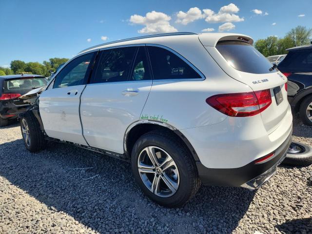 WDC0G4KB9KF546534 - 2019 MERCEDES-BENZ GLC 300 4MATIC WHITE photo 2