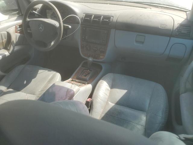 4JGAB54E41A249152 - 2001 MERCEDES-BENZ ML 320 فضي صورة 8