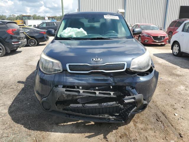 KNDJP3A54F7137874 - 2015 KIA SOUL + BLUE photo 5