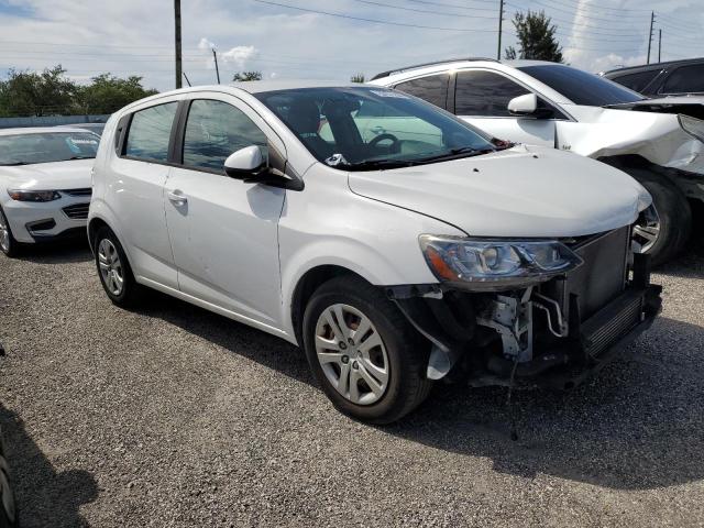 1G1JG6SB3K4104214 - 2019 CHEVROLET SONIC TWO TONE photo 4