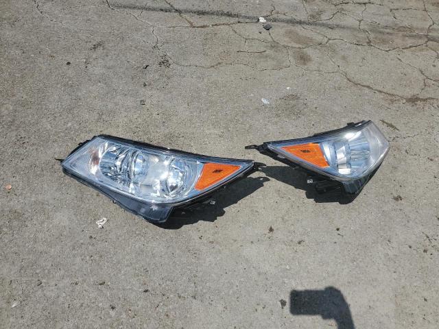 1G4GC5ER7DF256659 - 2013 BUICK LACROSSE Qırmızı foto 12