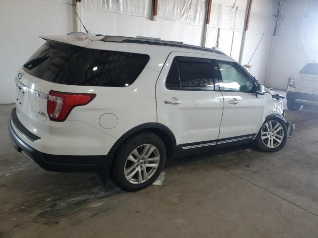 1FM5K8D80KGB46774 - 2019 FORD EXPLORER XLT 白色 照片 3