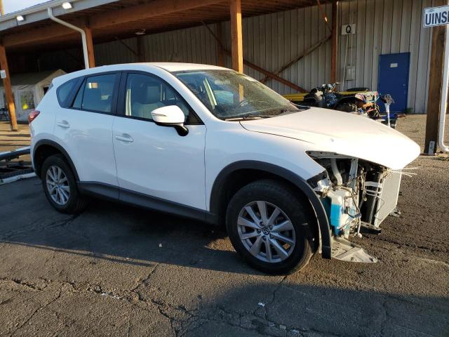JM3KE2BY4G0730942 - 2016 MAZDA CX-5 SPORT WHITE photo 4
