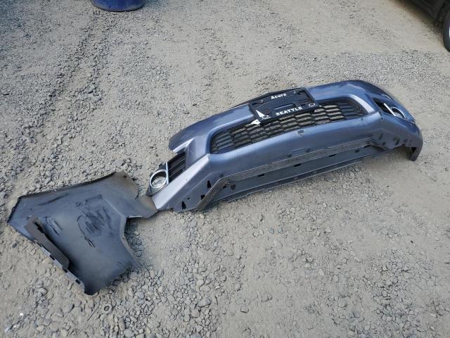 JH4CU2F69BC000782 - 2011 ACURA TSX SILVER photo 12