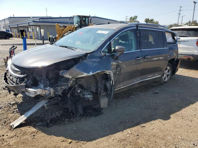 2017 CHRYSLER PACIFICA TOURING L PLUS, 