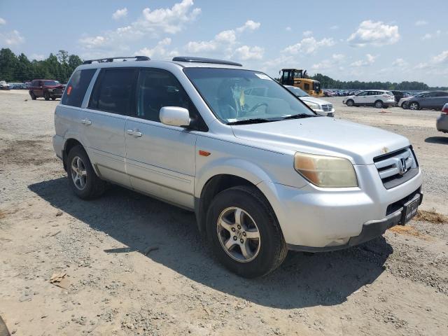 5FNYF18556B002277 - 2006 HONDA PILOT EX SILVER photo 4