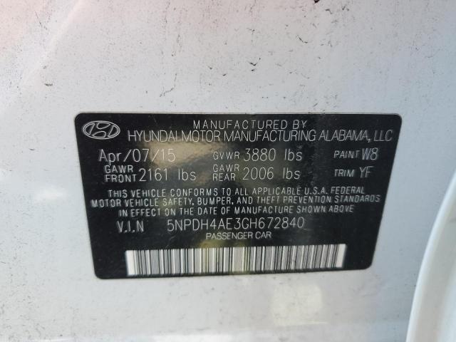 5NPDH4AE3GH672840 - 2016 HYUNDAI ELANTRA SE WHITE photo 12